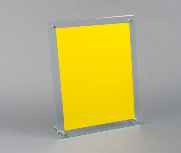 Superior Image Holder